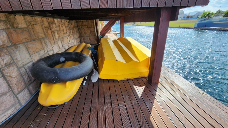 4 Bedroom Property for Sale in Marina Martinique Eastern Cape